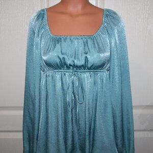 NWOT! Gorgeous SIZE SMALL Aqua Teal Shimmer Low Cut Baby Doll Peasant Blouse Top